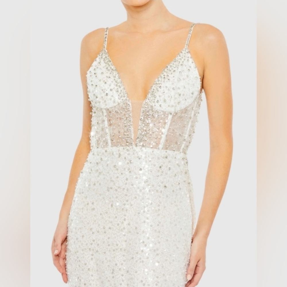 NWT Sz 10 Mac Duggal 68175 White Sequins Pearls & Rhinestones Trumpet Gown - Picture 2 of 5